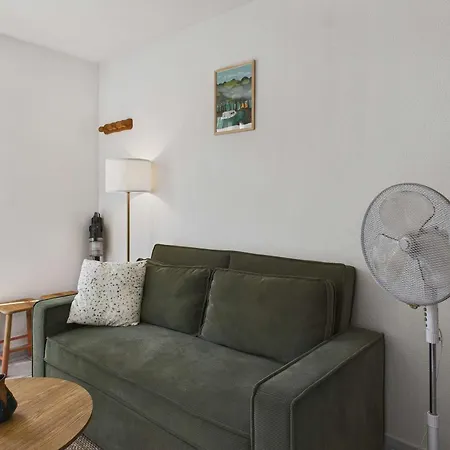 Maison A 230m De La Avec Terrasse Et Parking Prive - Fr-1-326-869