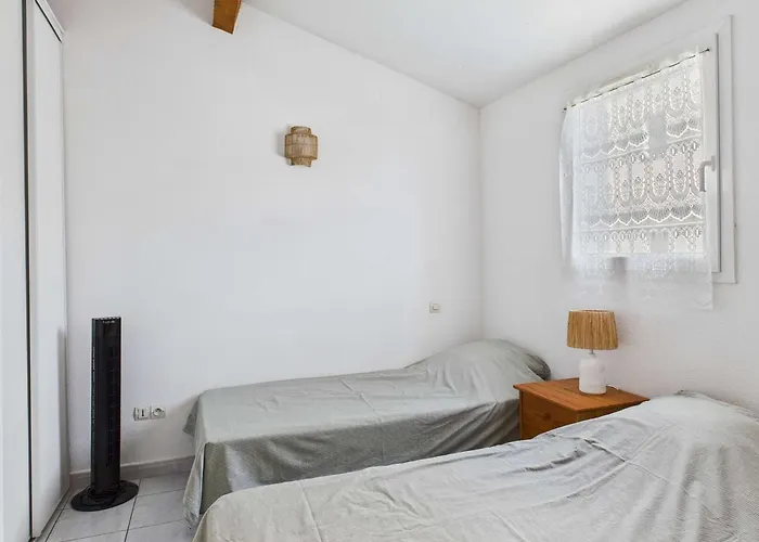 アパート Maison A 230m De La Avec Terrasse Et Parking Prive - Fr-1-326-869 *