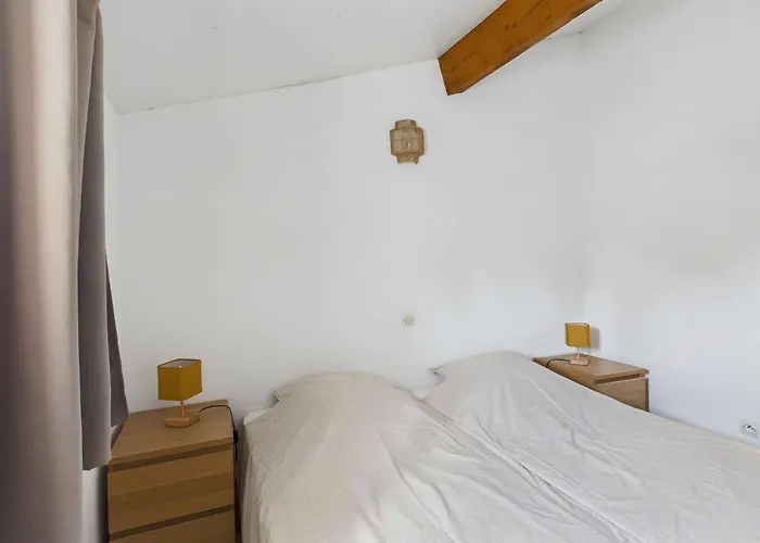 Maison A 230m De La Avec Terrasse Et Parking Prive - Fr-1-326-869 * マルセイヤン