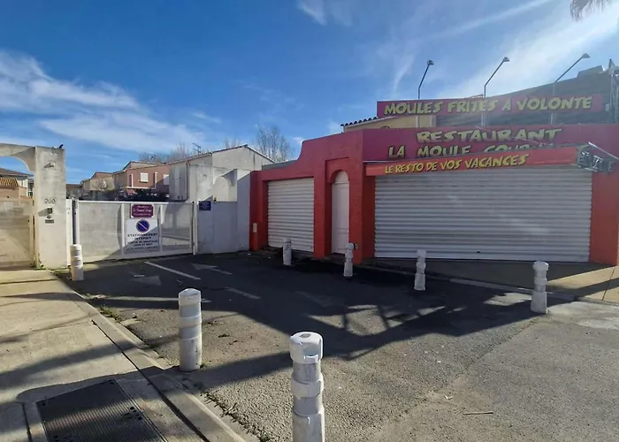 Apartment Maison A 230m De La Avec Terrasse Et Parking Prive - Fr-1-326-869